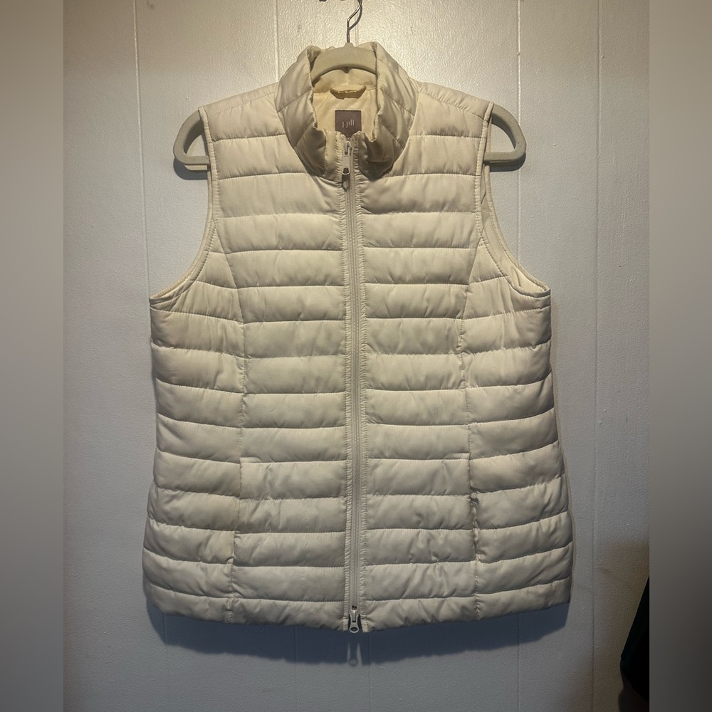 J.jill puffer vest size M in cream